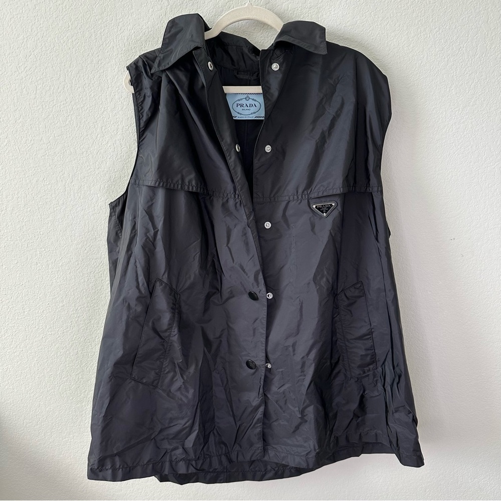 PRADA Black Re-Nylon safari rain jacket SZ IT 42, US 6, M - Picture 13 of 13